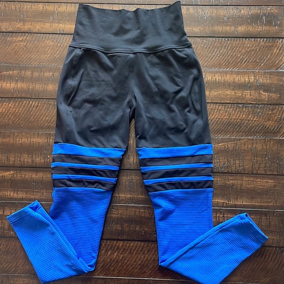 Bombshell Thigh High Leggings - Picture 3 of 6